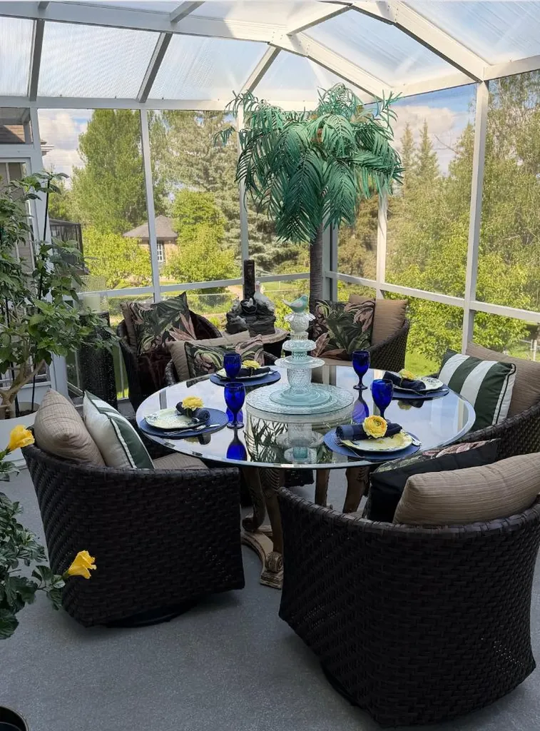 1649 Evergreen Hill SW Calgary AB T2Y 3B6