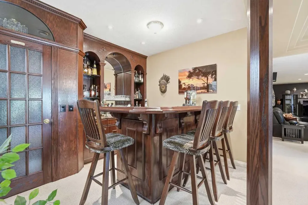 1649 Evergreen Hill SW Calgary AB T2Y 3B6