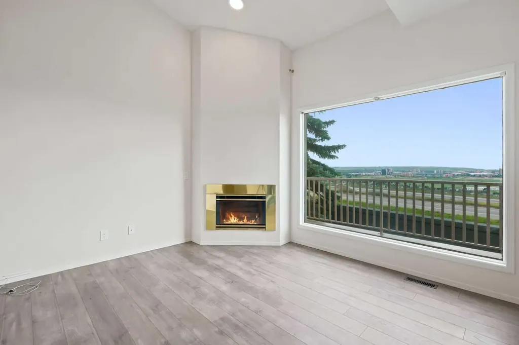 5810 Patina Drive SW Calgary AB T3H 2Y6