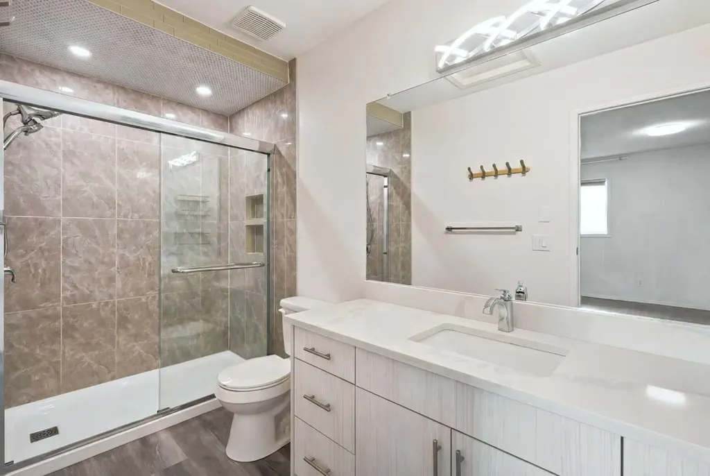 5810 Patina Drive SW Calgary AB T3H 2Y6
