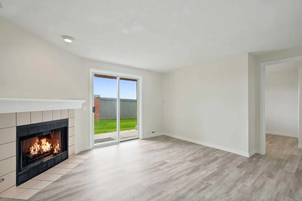 5810 Patina Drive SW Calgary AB T3H 2Y6