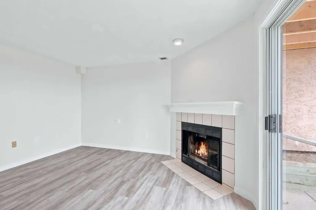 5810 Patina Drive SW Calgary AB T3H 2Y6