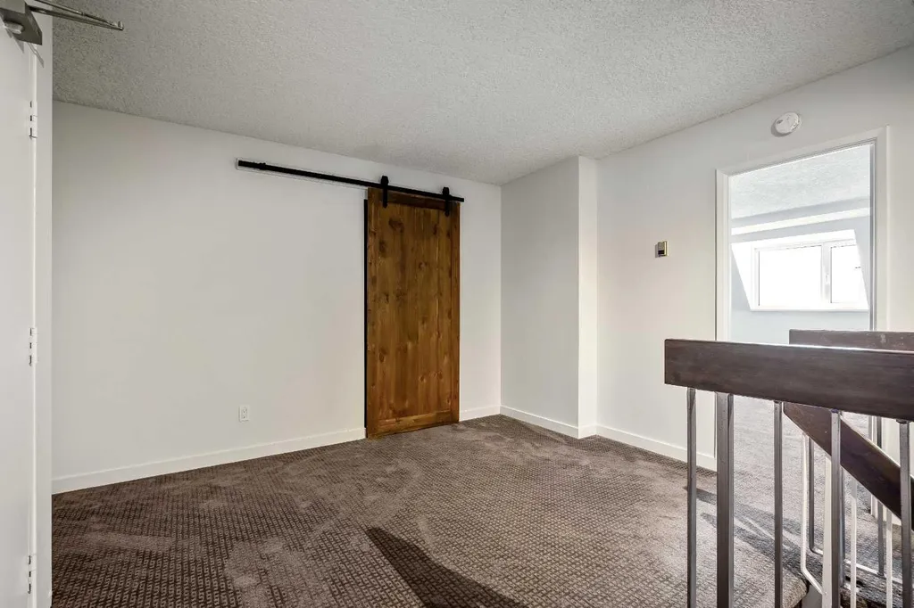 221 6 Avenue SE Calgary AB T2G 4Z9