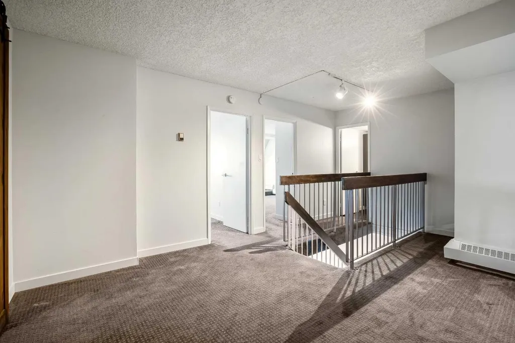 221 6 Avenue SE Calgary AB T2G 4Z9