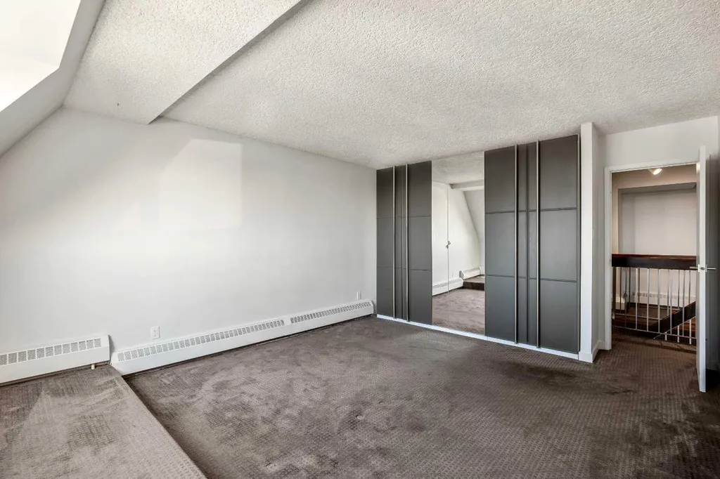 221 6 Avenue SE Calgary AB T2G 4Z9