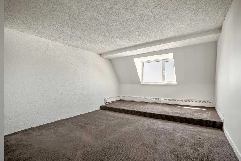 221 6 Avenue SE Calgary AB T2G 4Z9