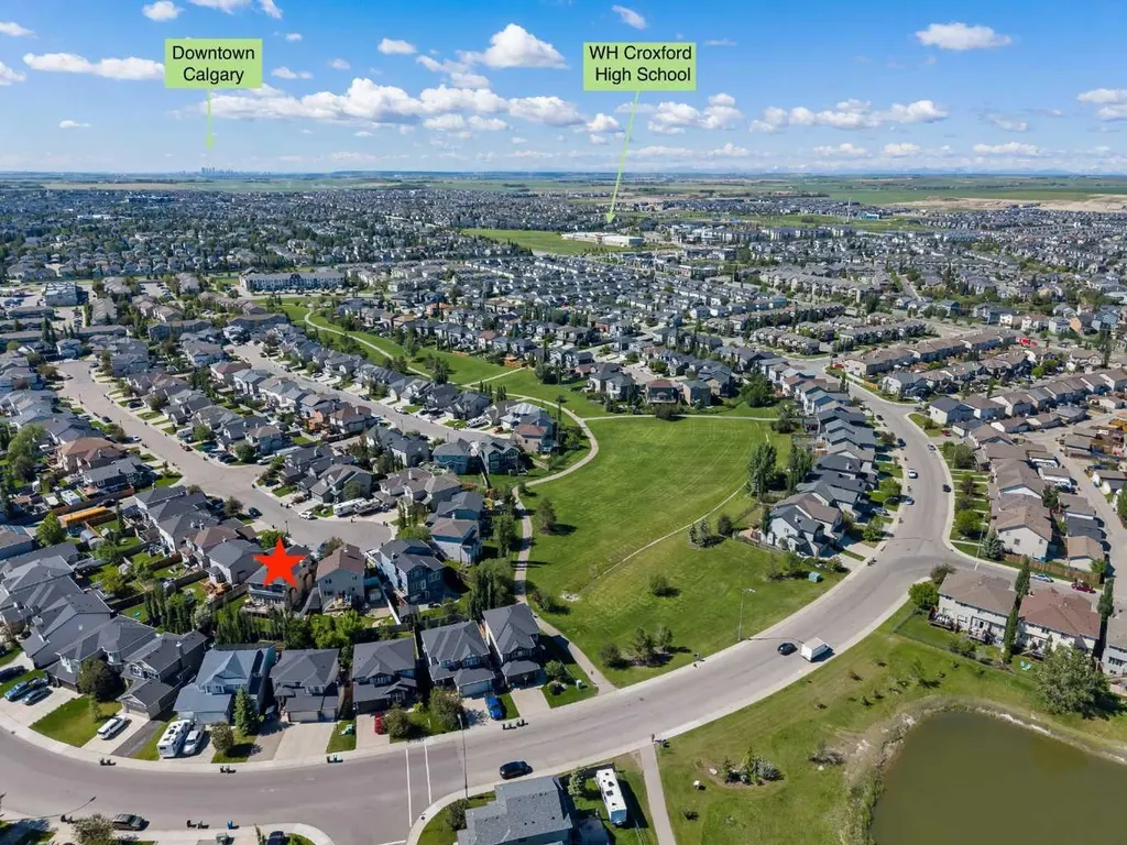 438 Luxstone Green SW Airdrie AB T4B 0A5
