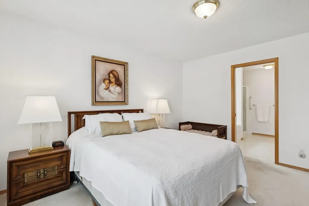 614 Sierra Madre Court SW Calgary AB T3H 3M5