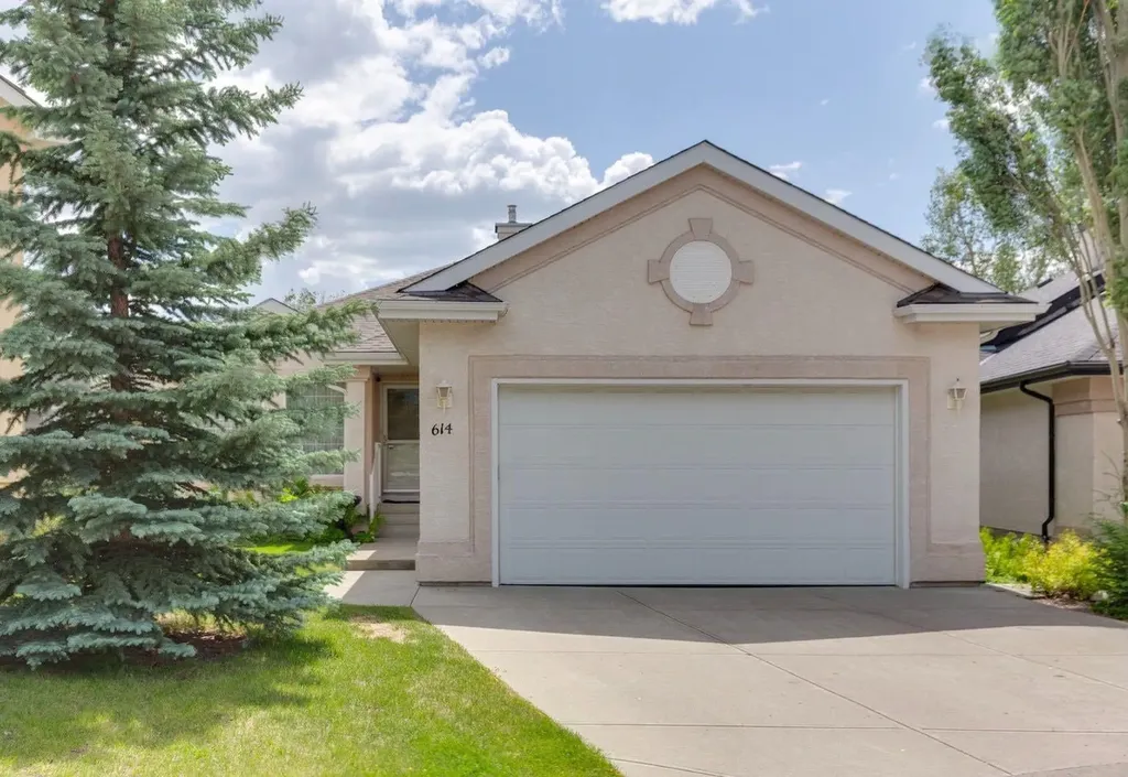 614 Sierra Madre Court SW Calgary AB T3H 3M5