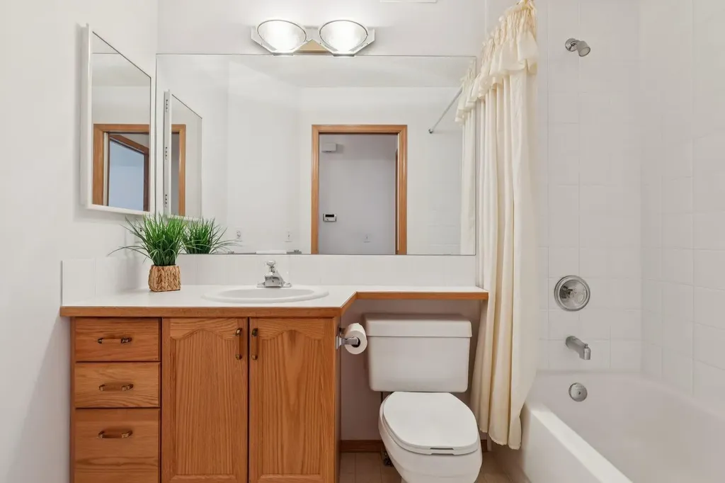 614 Sierra Madre Court SW Calgary AB T3H 3M5