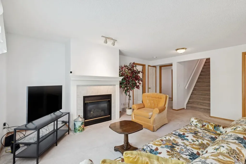 614 Sierra Madre Court SW Calgary AB T3H 3M5