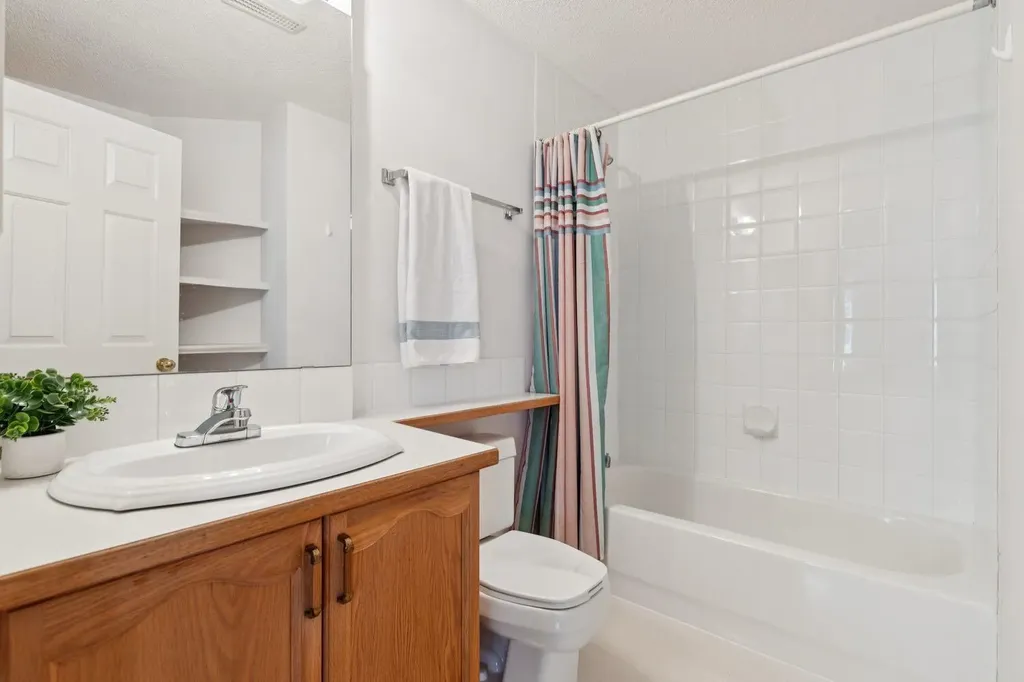 614 Sierra Madre Court SW Calgary AB T3H 3M5