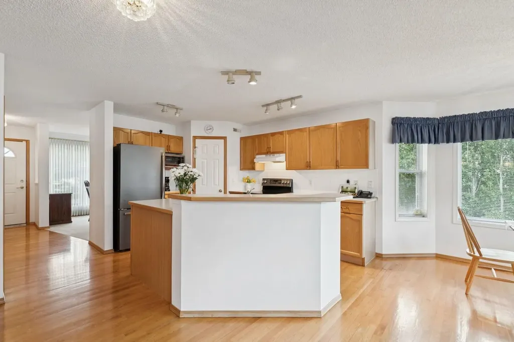 614 Sierra Madre Court SW Calgary AB T3H 3M5
