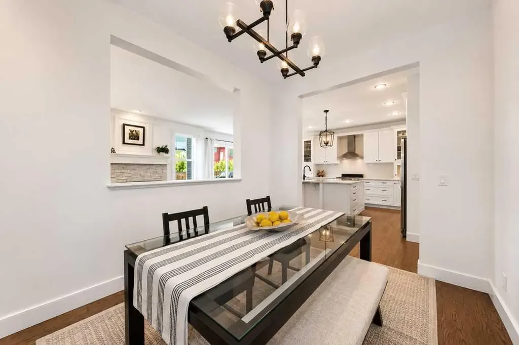 275 Aspen Hills Close SW Calgary AB T3H 0C8