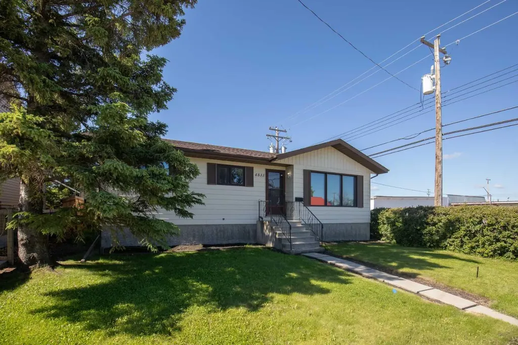4833 49 Street Olds AB T4H 1E3