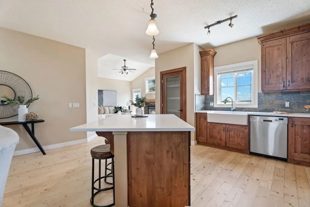 135 Drake Landing View Okotoks AB T1S 0A1