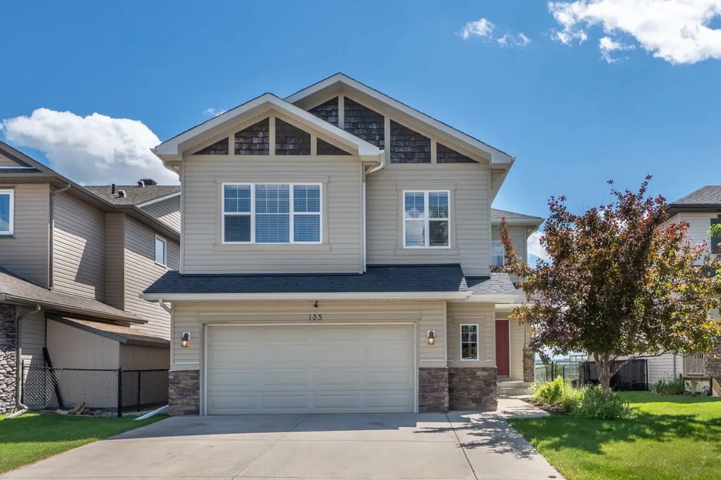 135 Drake Landing View Okotoks AB T1S 0A1