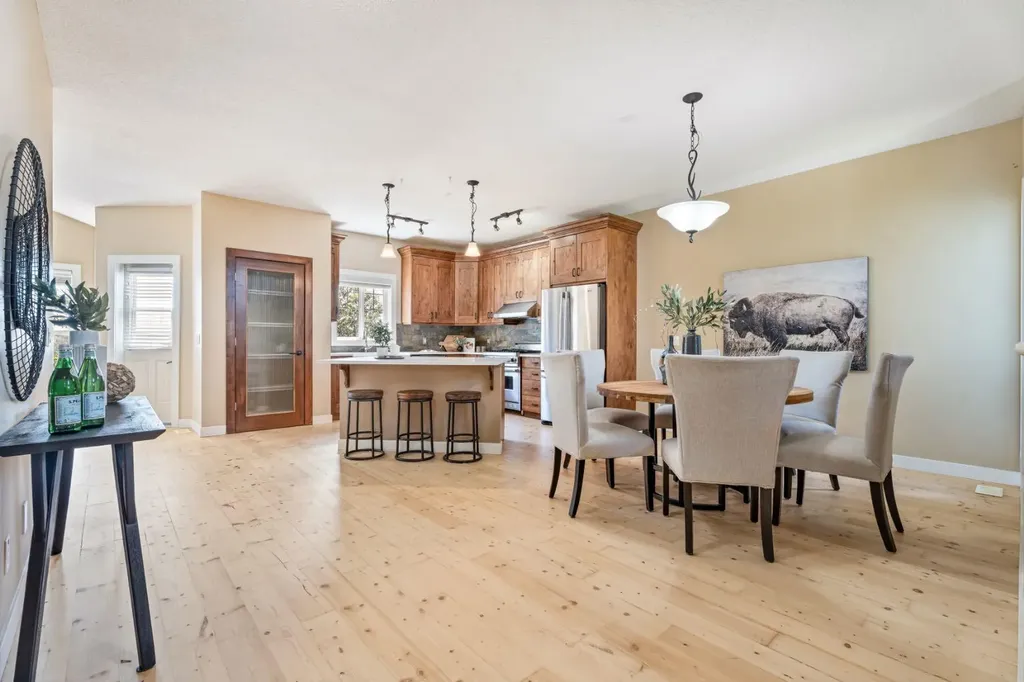 135 Drake Landing View Okotoks AB T1S 0A1