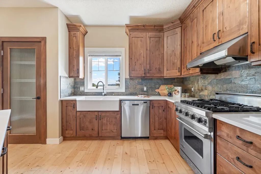 135 Drake Landing View Okotoks AB T1S 0A1