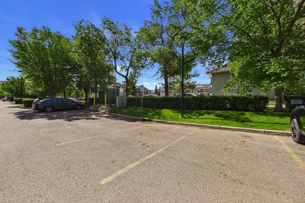 2 Hemlock Crescent SW Calgary AB T3C 2Z1