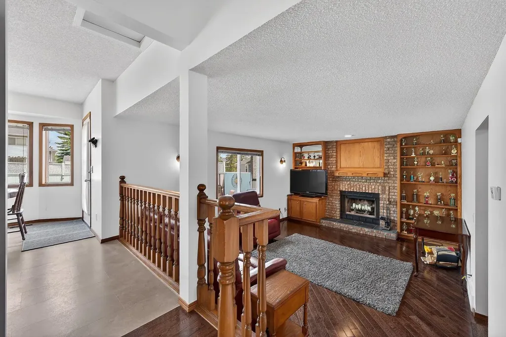 70 Pasadena Gardens NE Calgary AB T1Y 6M8
