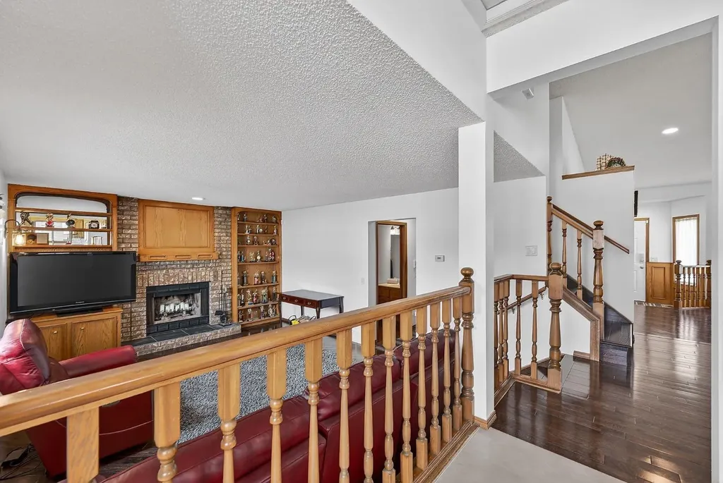 70 Pasadena Gardens NE Calgary AB T1Y 6M8