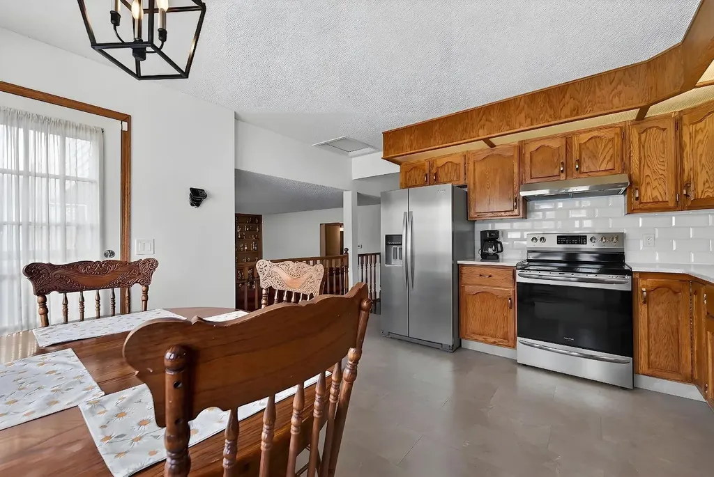 70 Pasadena Gardens NE Calgary AB T1Y 6M8