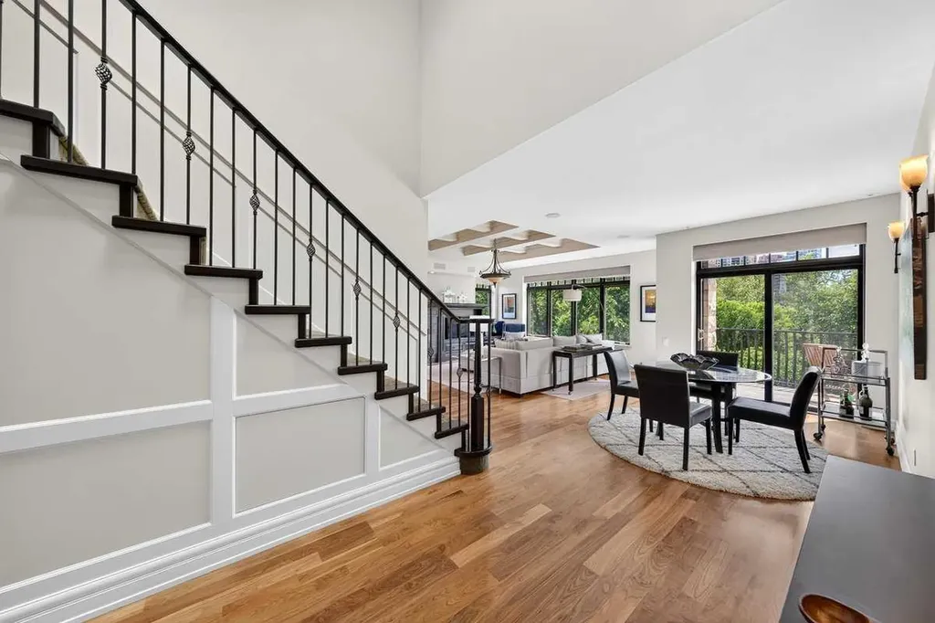 1214 Memorial Drive NW Calgary AB T2N3E5