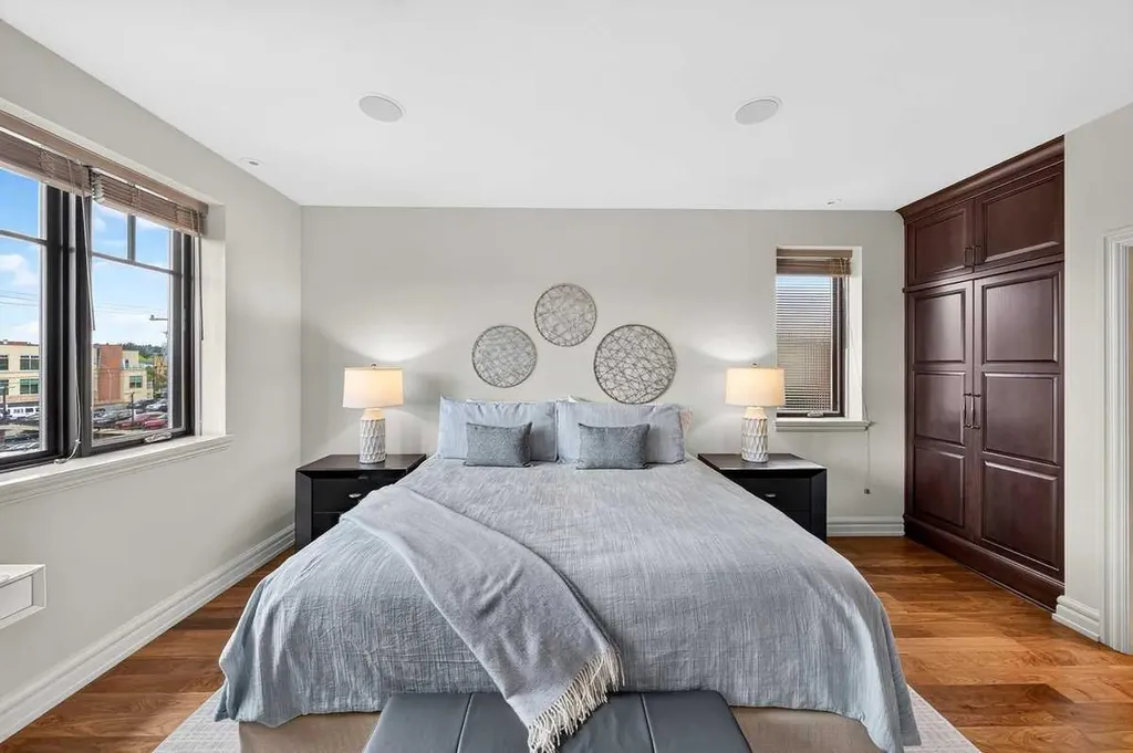1214 Memorial Drive NW Calgary AB T2N3E5