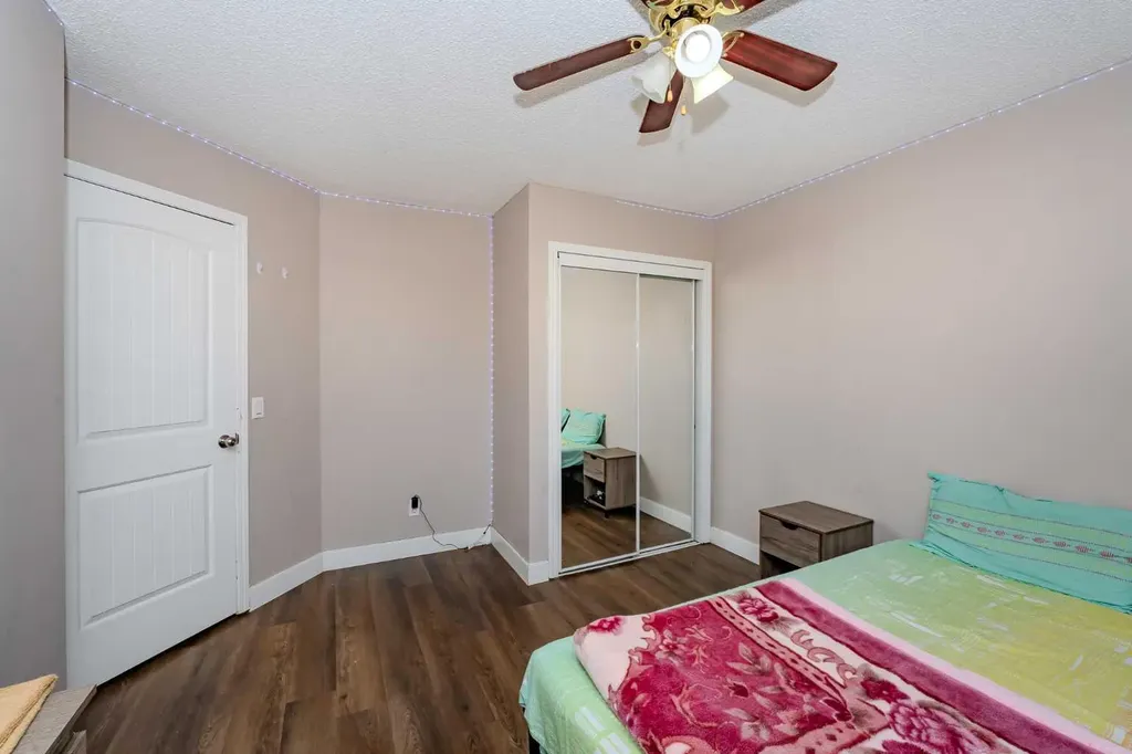 4 Del Ray Crescent NE Calgary AB T1Y 6V8