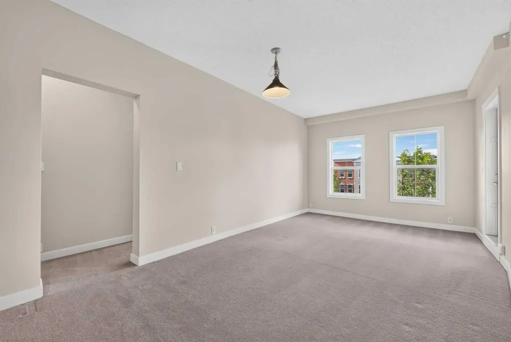 5605 Henwood Street SW Calgary AB T3E 7R2