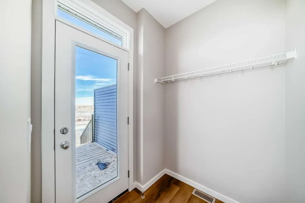 3037 Lanark Boulevard SE Airdrie AB T4A 3P1