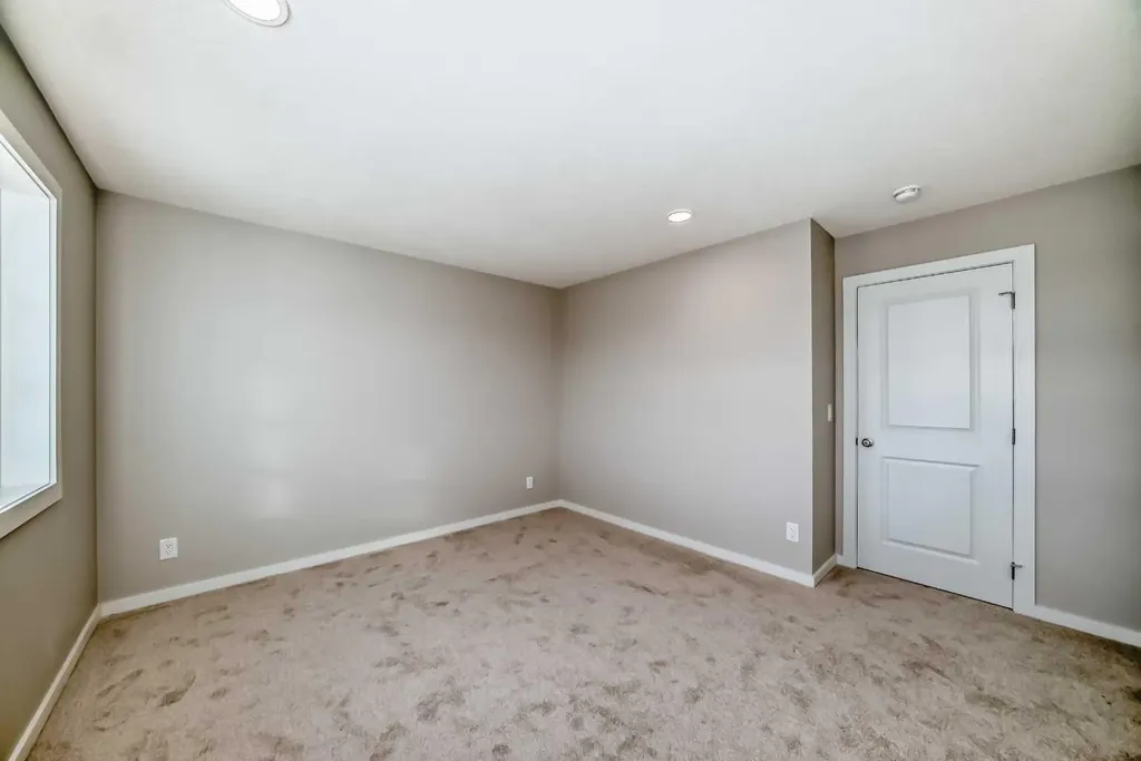 3037 Lanark Boulevard SE Airdrie AB T4A 3P1