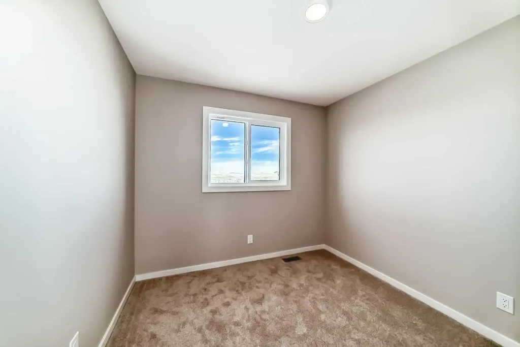 3037 Lanark Boulevard SE Airdrie AB T4A 3P1