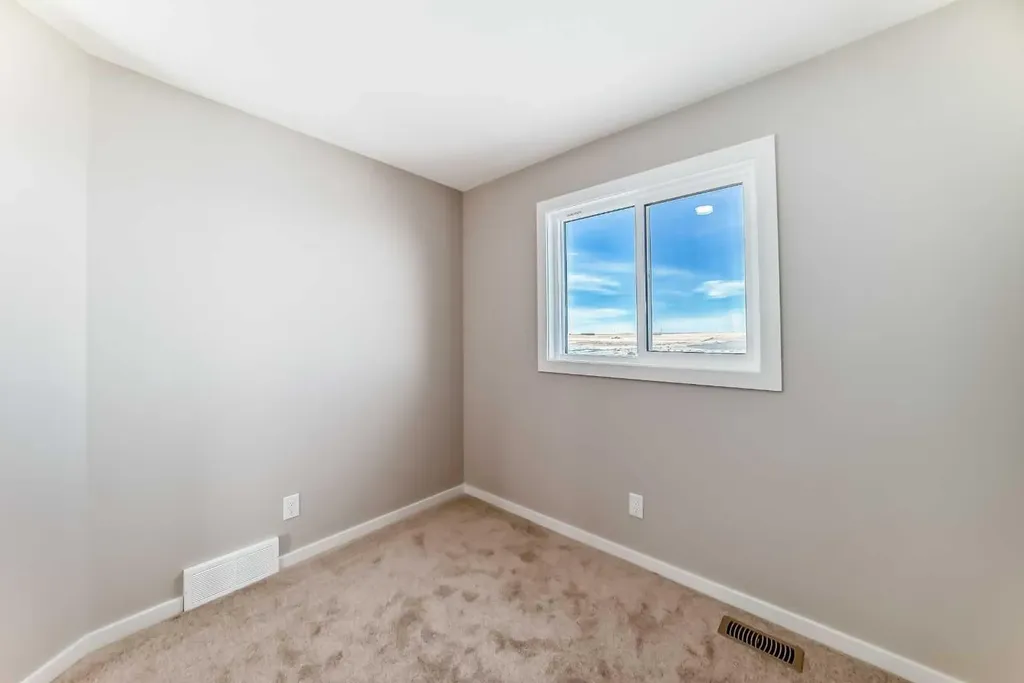 3037 Lanark Boulevard SE Airdrie AB T4A 3P1