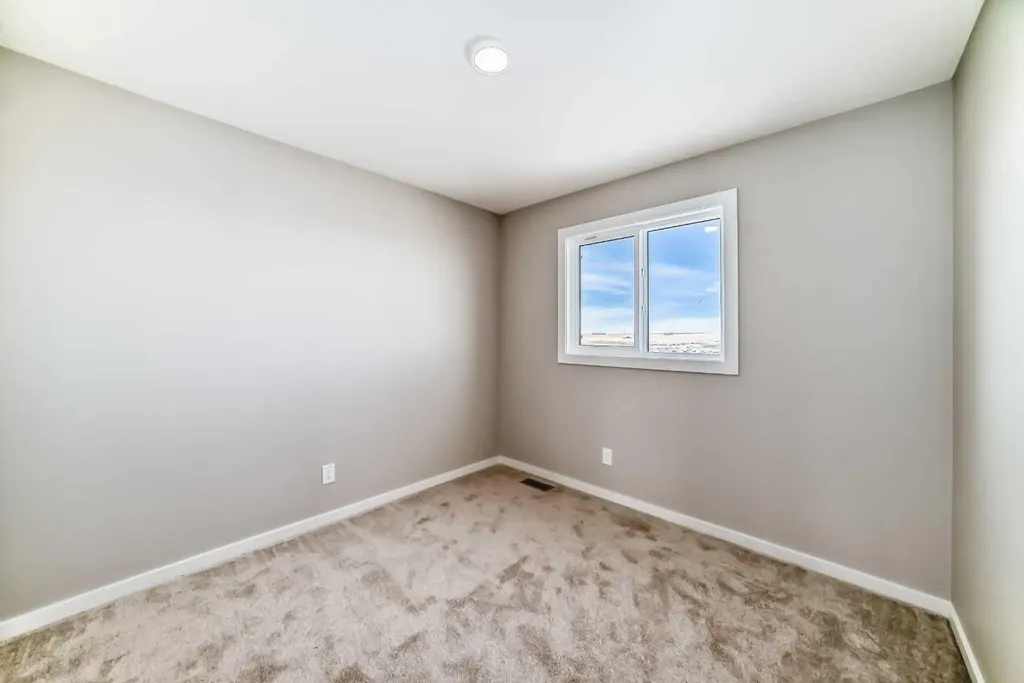 3037 Lanark Boulevard SE Airdrie AB T4A 3P1