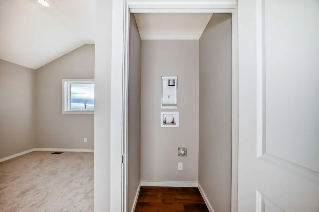 3037 Lanark Boulevard SE Airdrie AB T4A 3P1