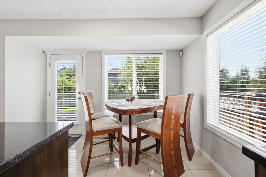 331 Millview Bay SW Calgary AB T2Y 3Y1