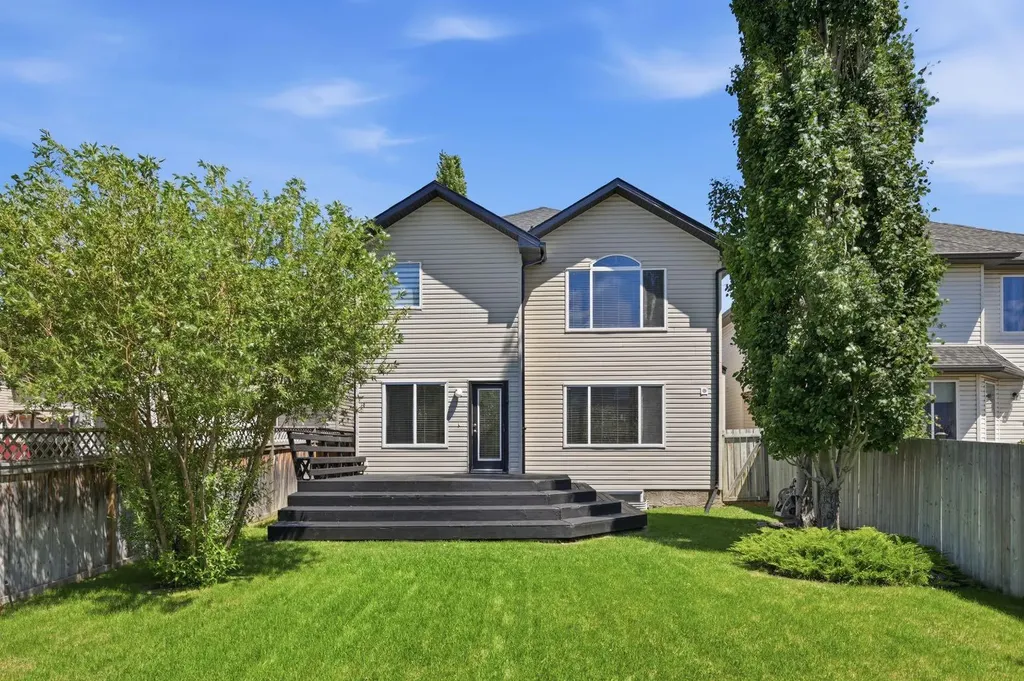 331 Millview Bay SW Calgary AB T2Y 3Y1