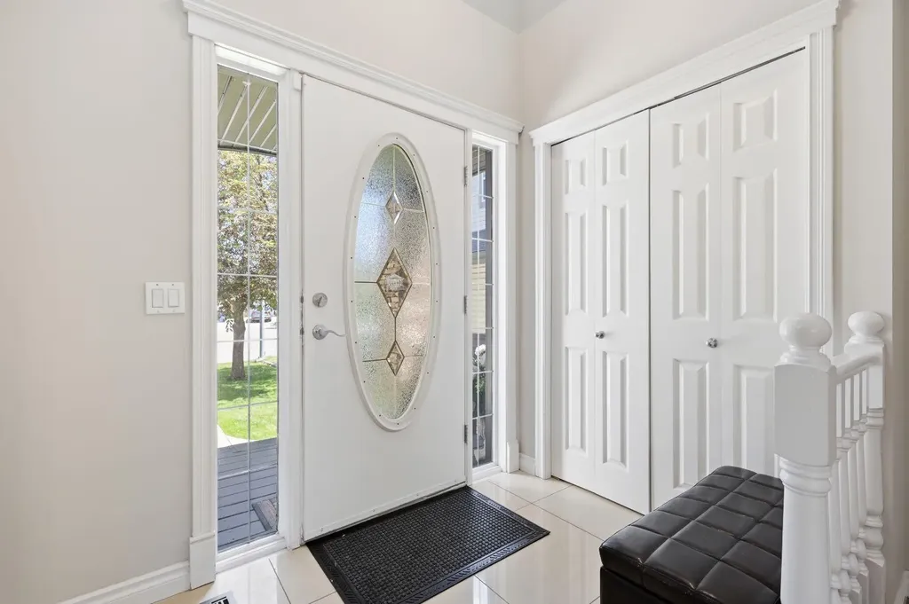 331 Millview Bay SW Calgary AB T2Y 3Y1
