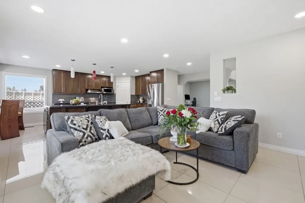 331 Millview Bay SW Calgary AB T2Y 3Y1