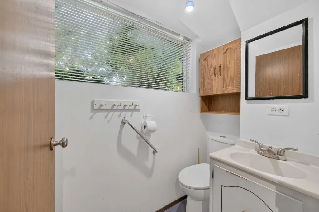 117 Fairview Drive SE Calgary AB T2H 1B4