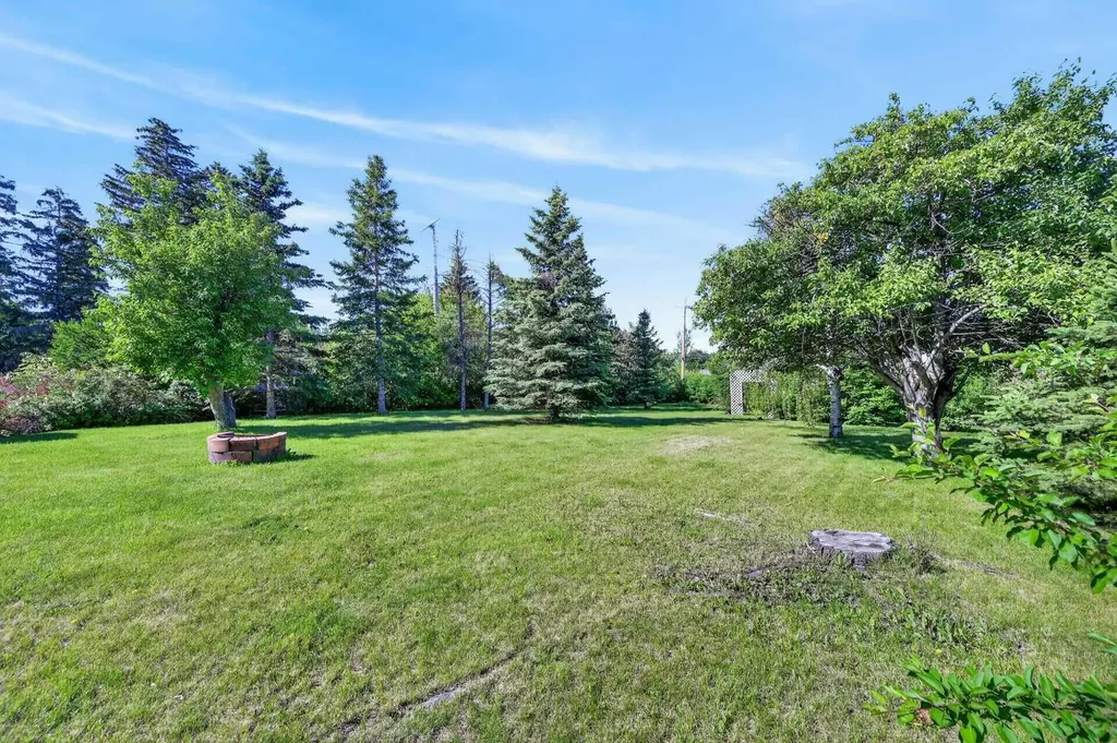 117 Fairview Drive SE Calgary AB T2H 1B4