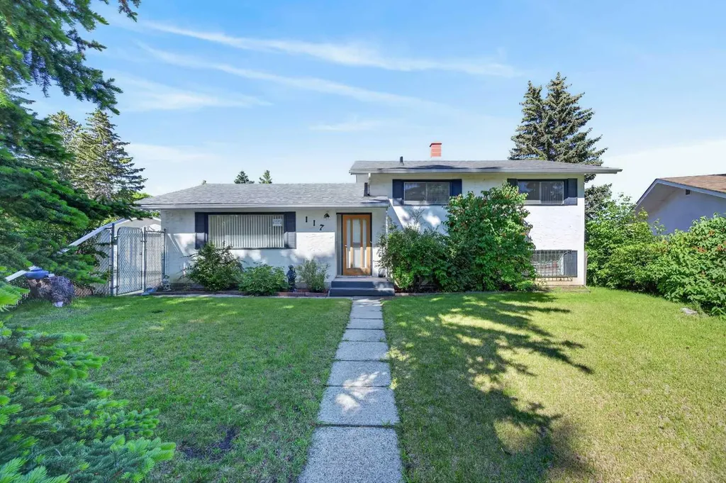 117 Fairview Drive SE Calgary AB T2H 1B4