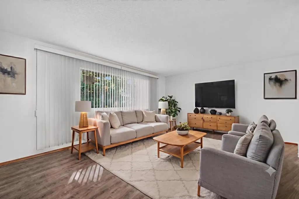117 Fairview Drive SE Calgary AB T2H 1B4