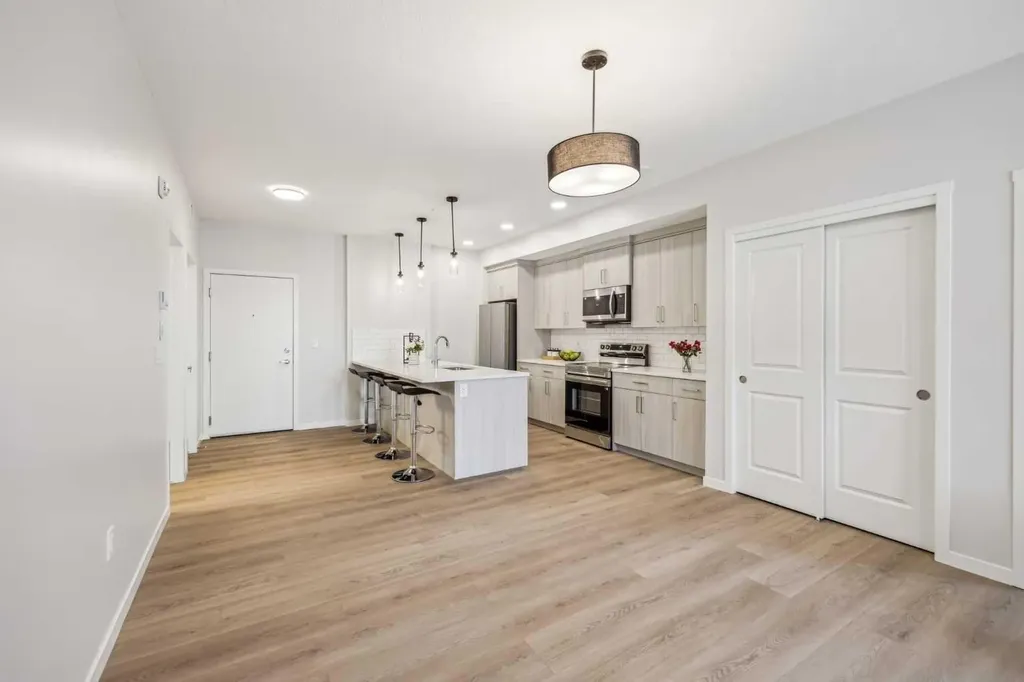 20295 Seton Way SE Calgary AB T3M3X3