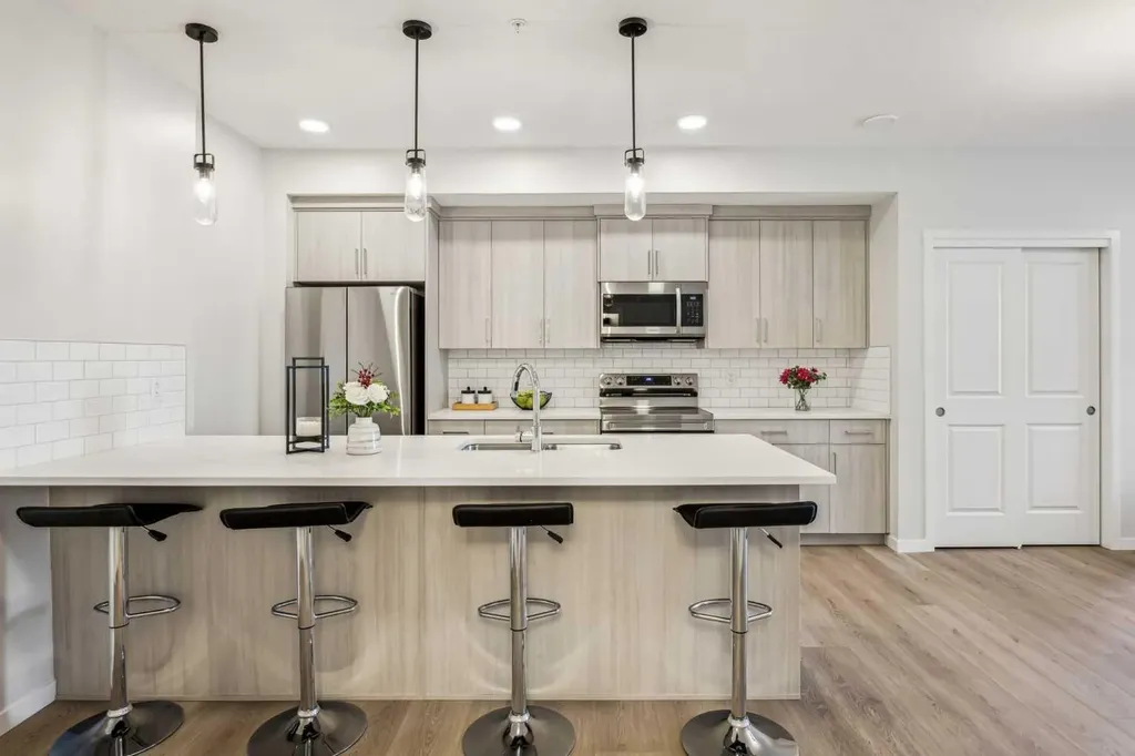 20295 Seton Way SE Calgary AB T3M3X3