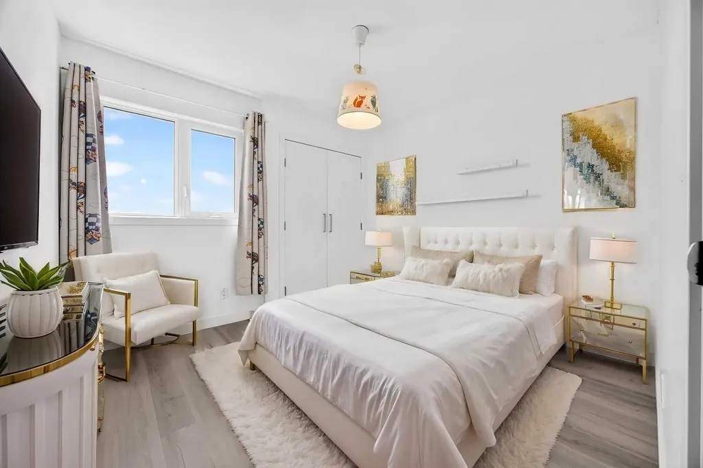 7 Signature Mews SW Calgary AB T3H 2V6