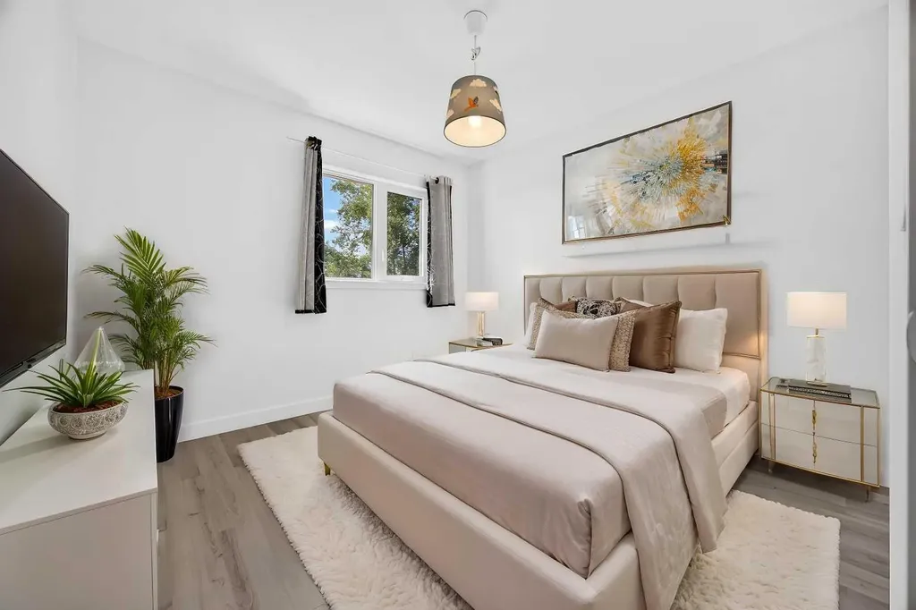 7 Signature Mews SW Calgary AB T3H 2V6