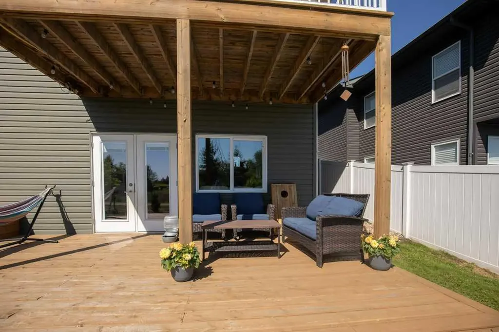 109 Ash Close Blackfalds AB T4M 0H9